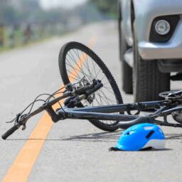 A bicycle accident in a California's road